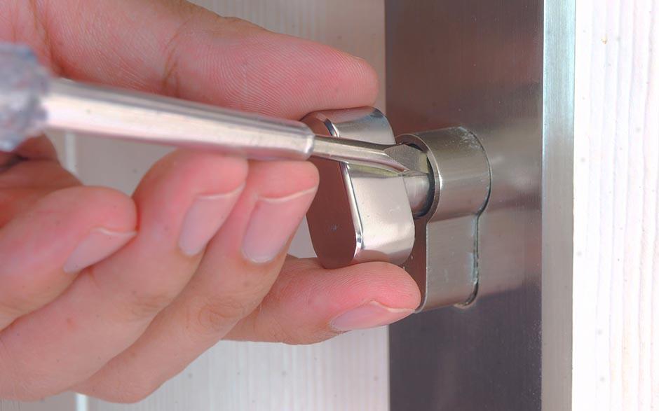changer verrou porte Enghien-les-Bains